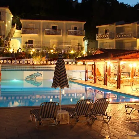 Pelagos Bay Hotel 3*
