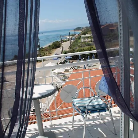 Pelagos Bay Hotel Hotel